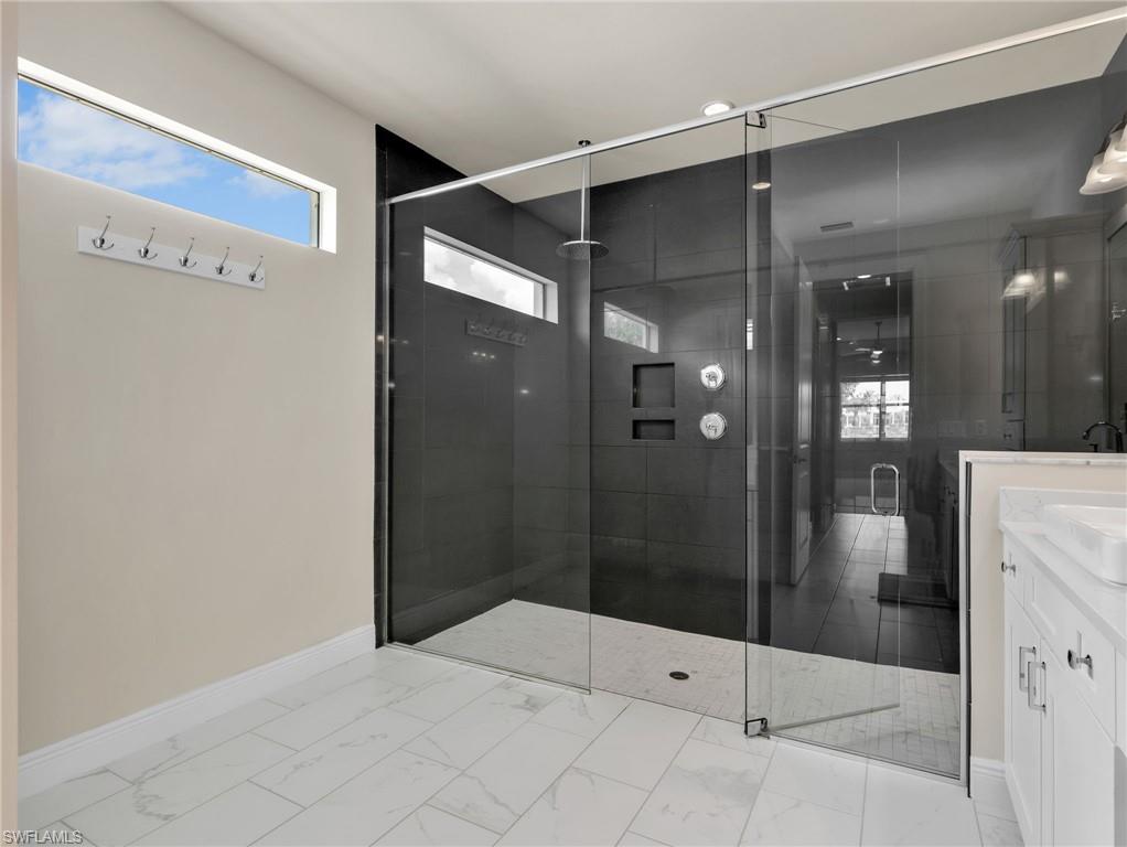 8893 Redonda Dr Property Photo 16