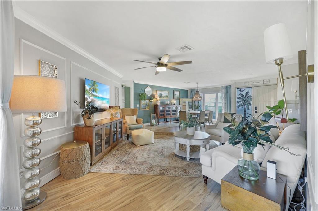 391 Torrey Pines Pt Property Photo 6
