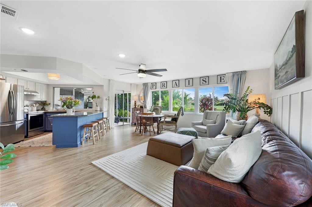 391 Torrey Pines Pt Property Photo 15