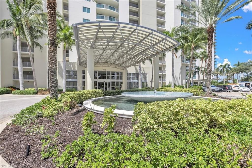 3000 Oasis Grand Blvd 2802 Property Photo 2