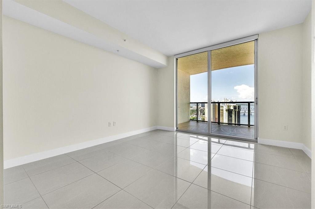 3000 Oasis Grand Blvd 2802 Property Photo 16