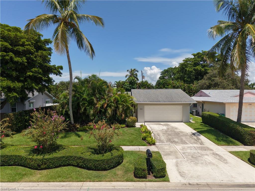 1363 Woodridge Ave Property Photo 1