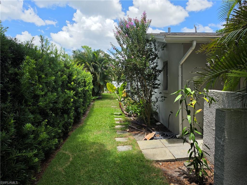 1363 Woodridge Ave Property Photo 23