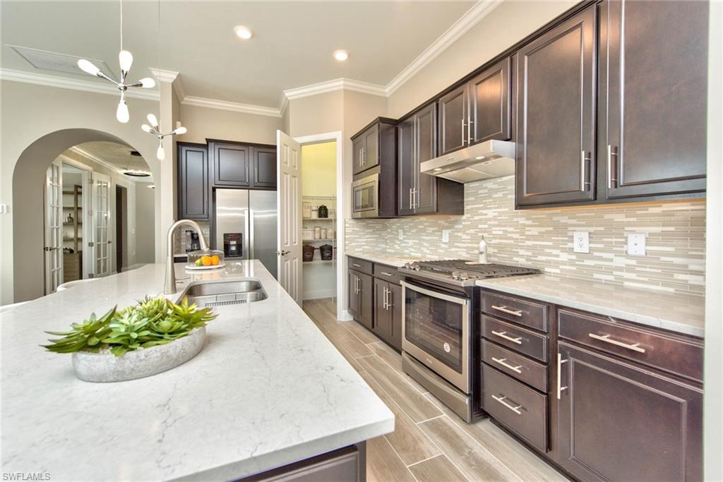9761 Willet Ct Property Photo 8