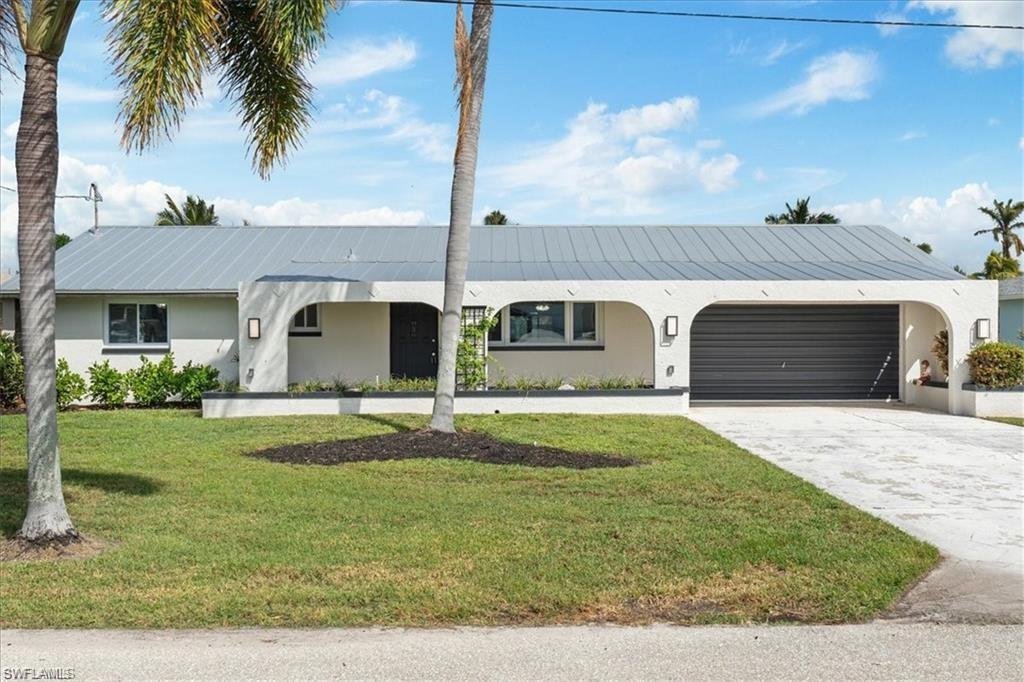 6128 Cocos Dr Property Photo 1