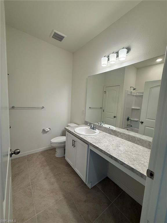 6543 Estero Bay Dr Property Photo 12