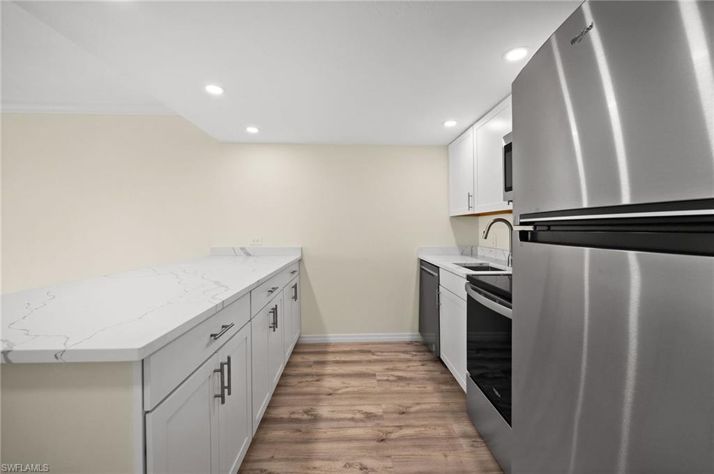 260 Southbay Dr 207 Property Photo 4
