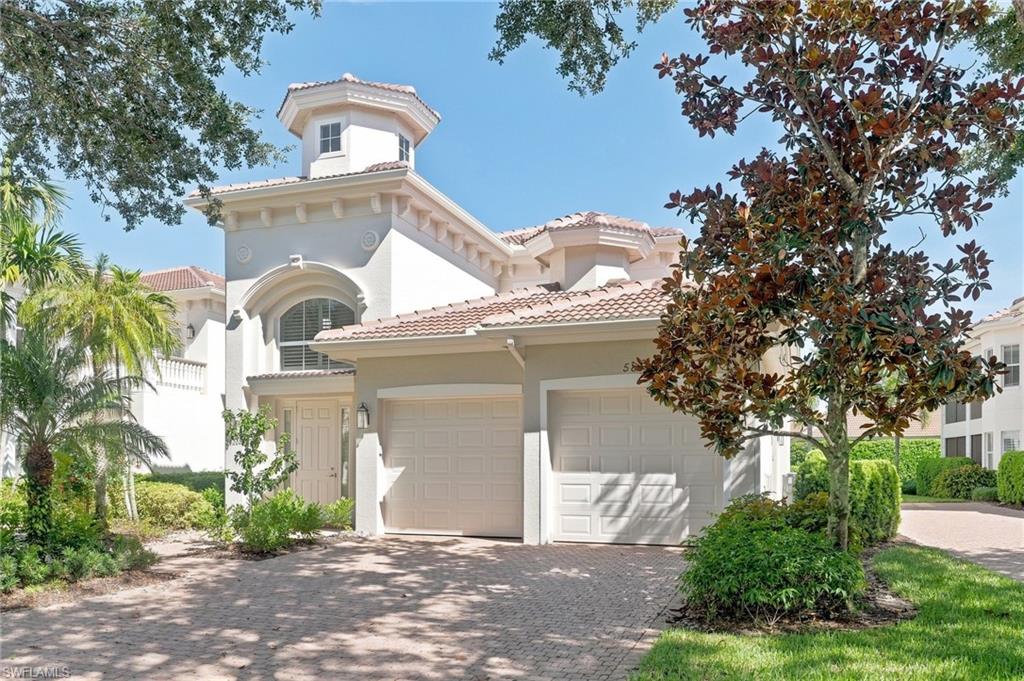 583 Avellino Isles Cir 102 Property Photo 4