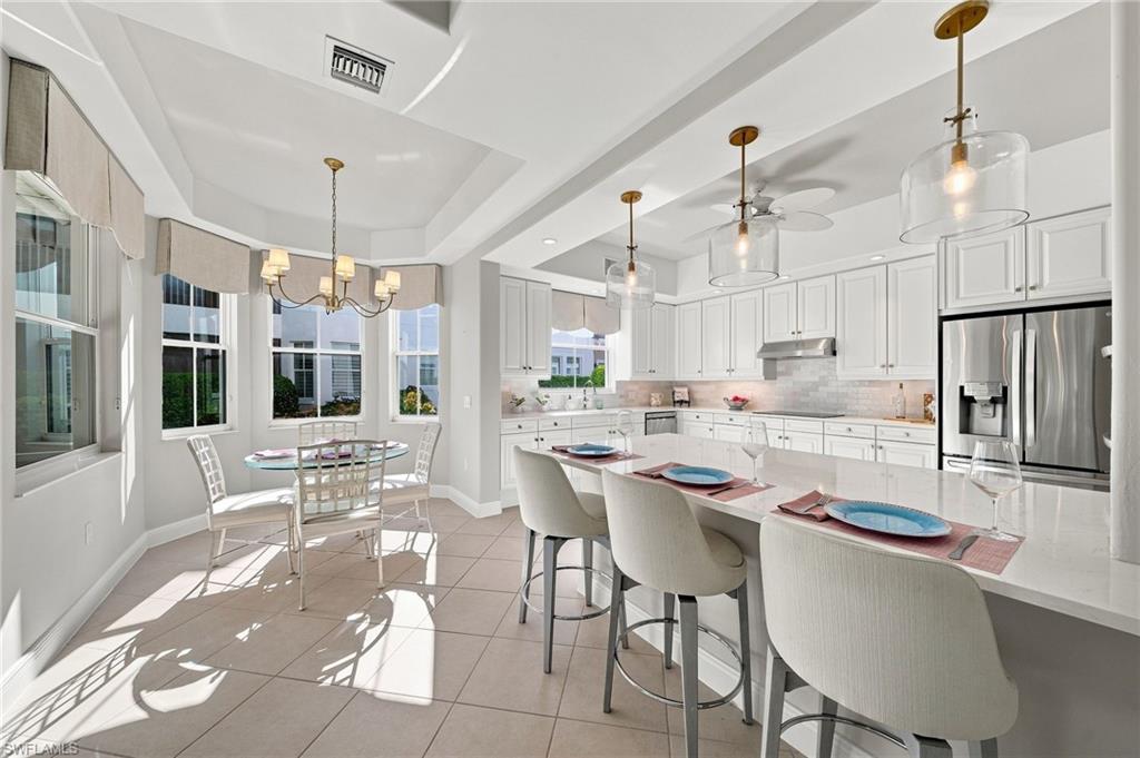 583 Avellino Isles Cir 102 Property Photo 12