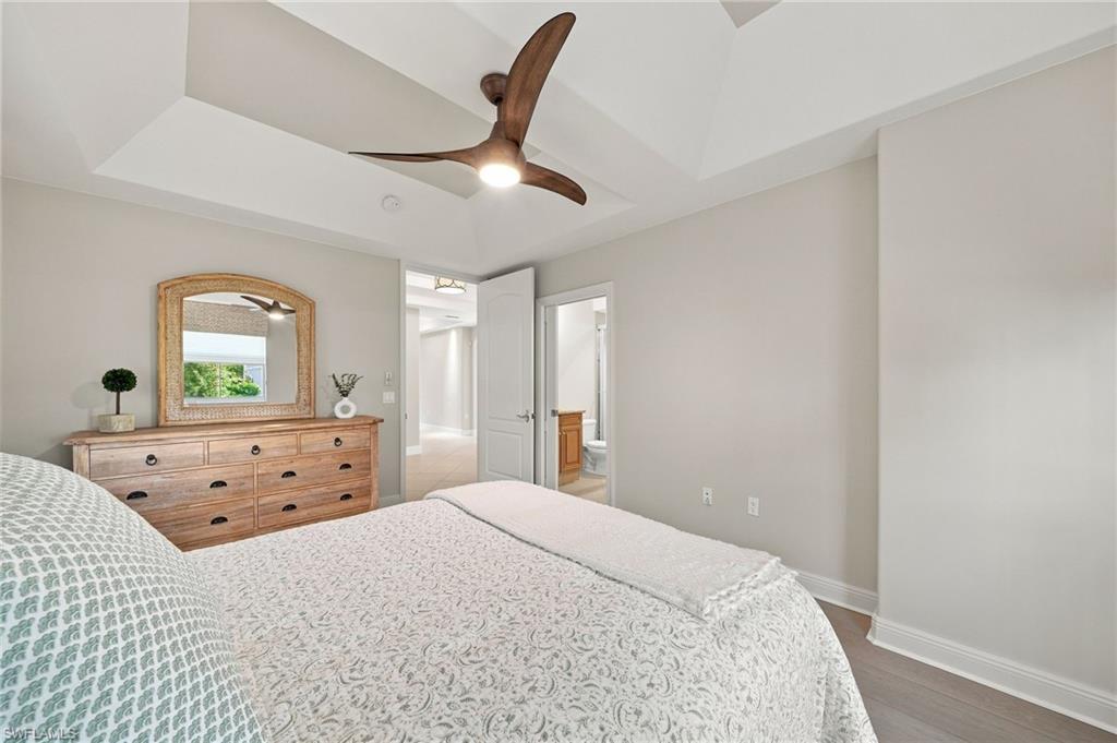 583 Avellino Isles Cir 102 Property Photo 22