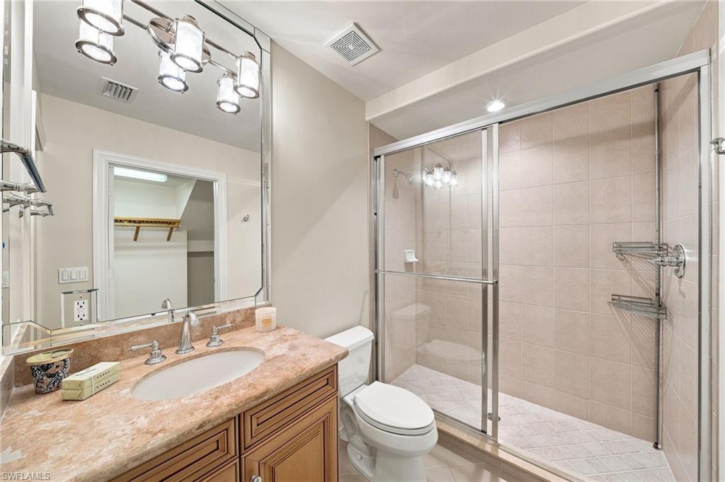 583 Avellino Isles Cir 102 Property Photo 23