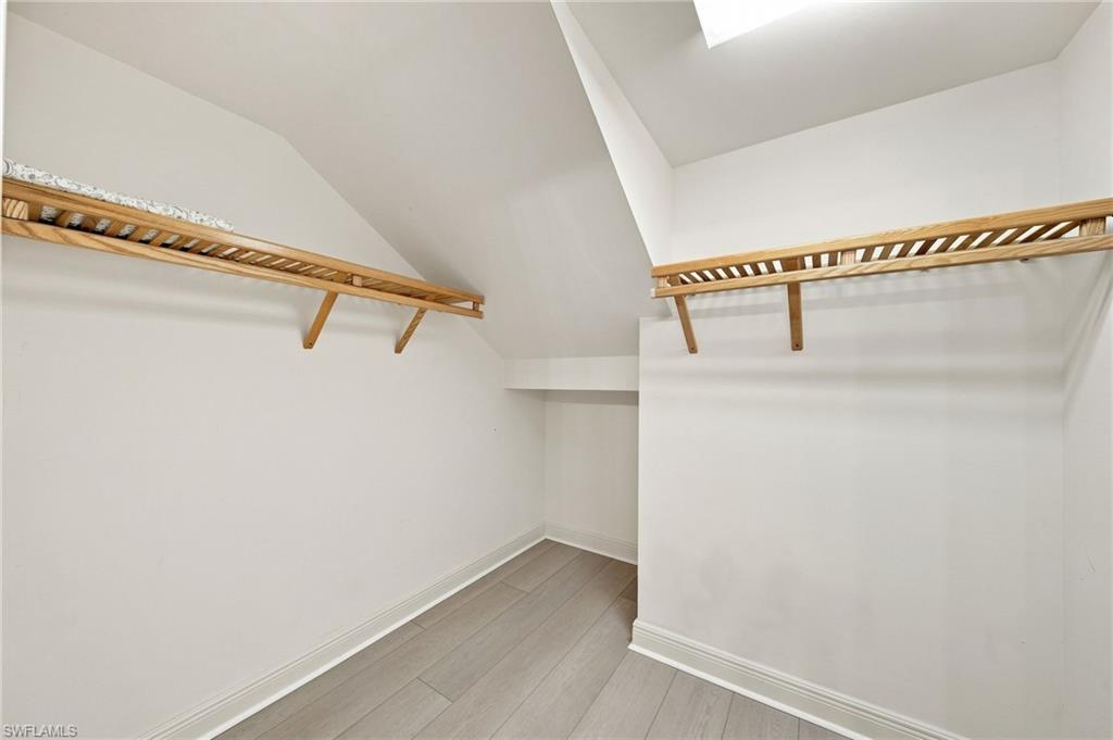 583 Avellino Isles Cir 102 Property Photo 24