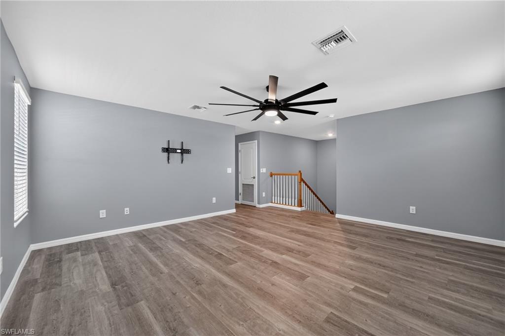 4295 Bluegrass Dr Property Photo 17