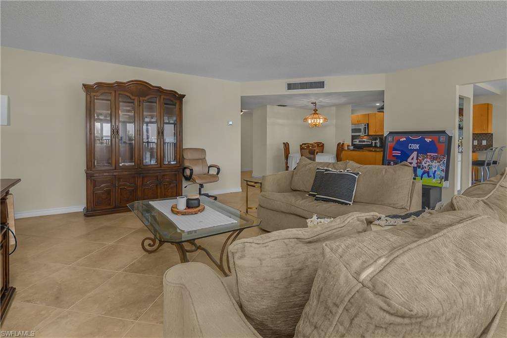 845 Collier Ct 502 Property Photo 23