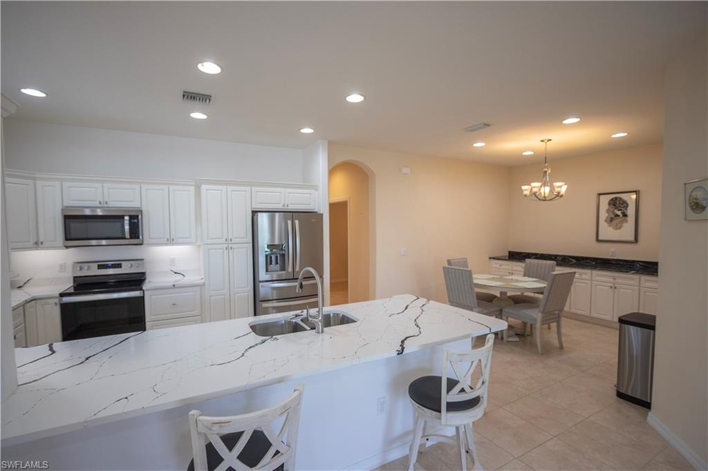 15022 Sea Crest Blvd Property Photo 11