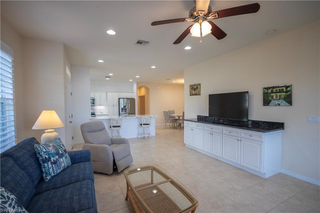 15022 Sea Crest Blvd Property Photo 12