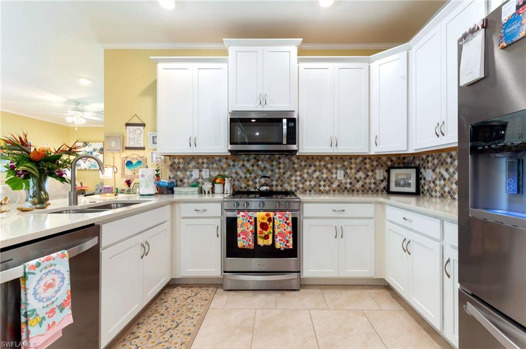 1113 Rolling Brook Ln Property Photo 11