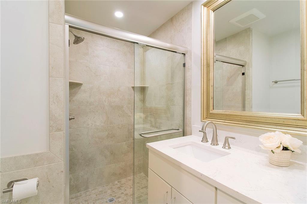 2011 Gulf Shore Blvd N 56 Property Photo 19