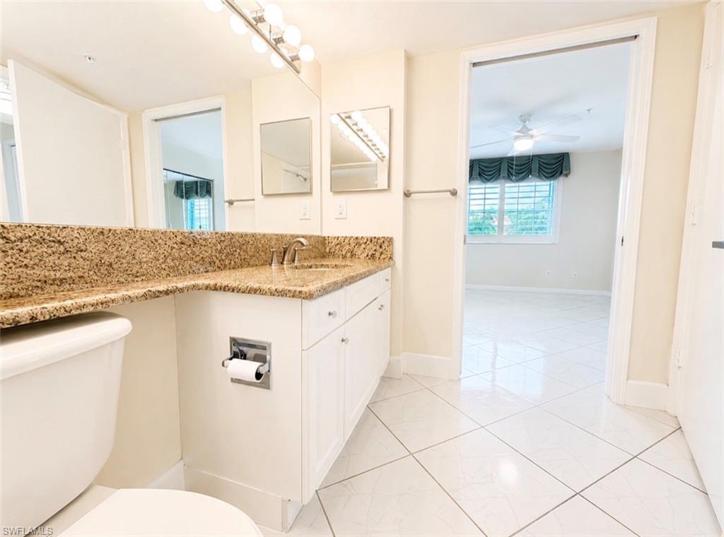 1265 Wildwood Lakes Blvd 201 Property Photo 9