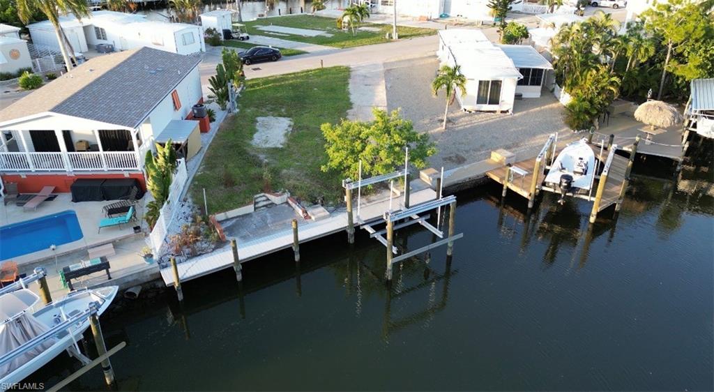 3853 Cherry Ln Property Photo 2