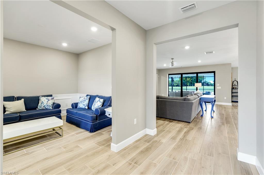 9373 Surfbird Ct Property Photo 4