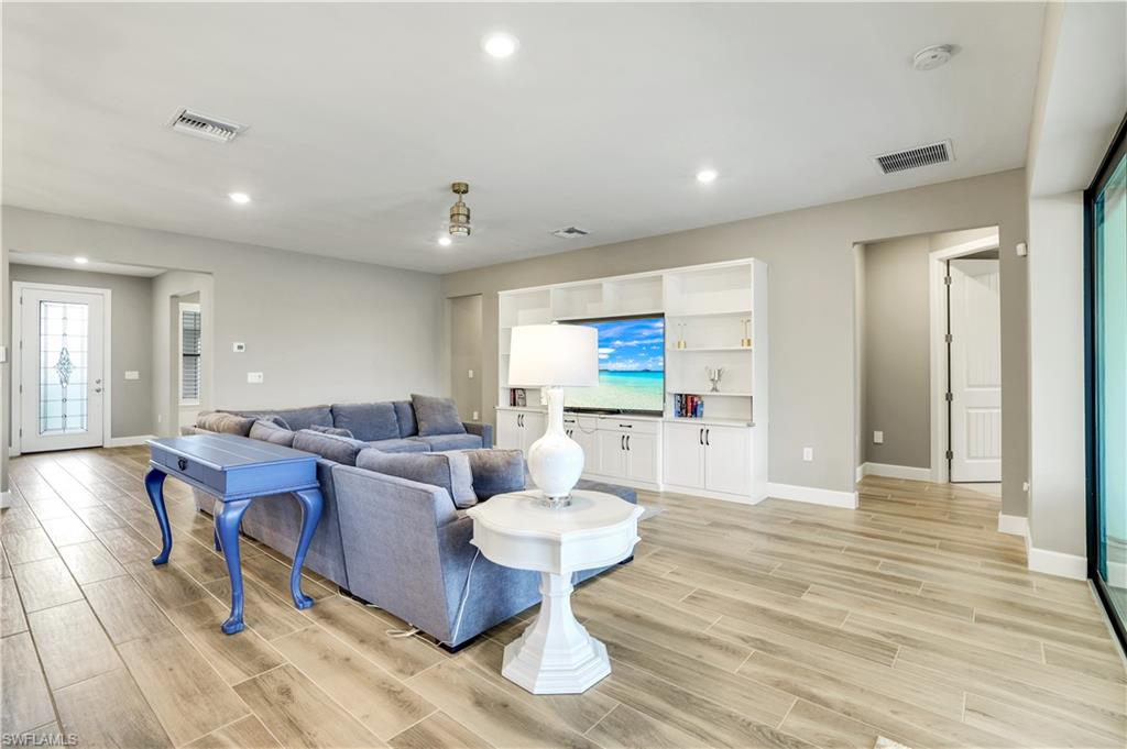 9373 Surfbird Ct Property Photo 17