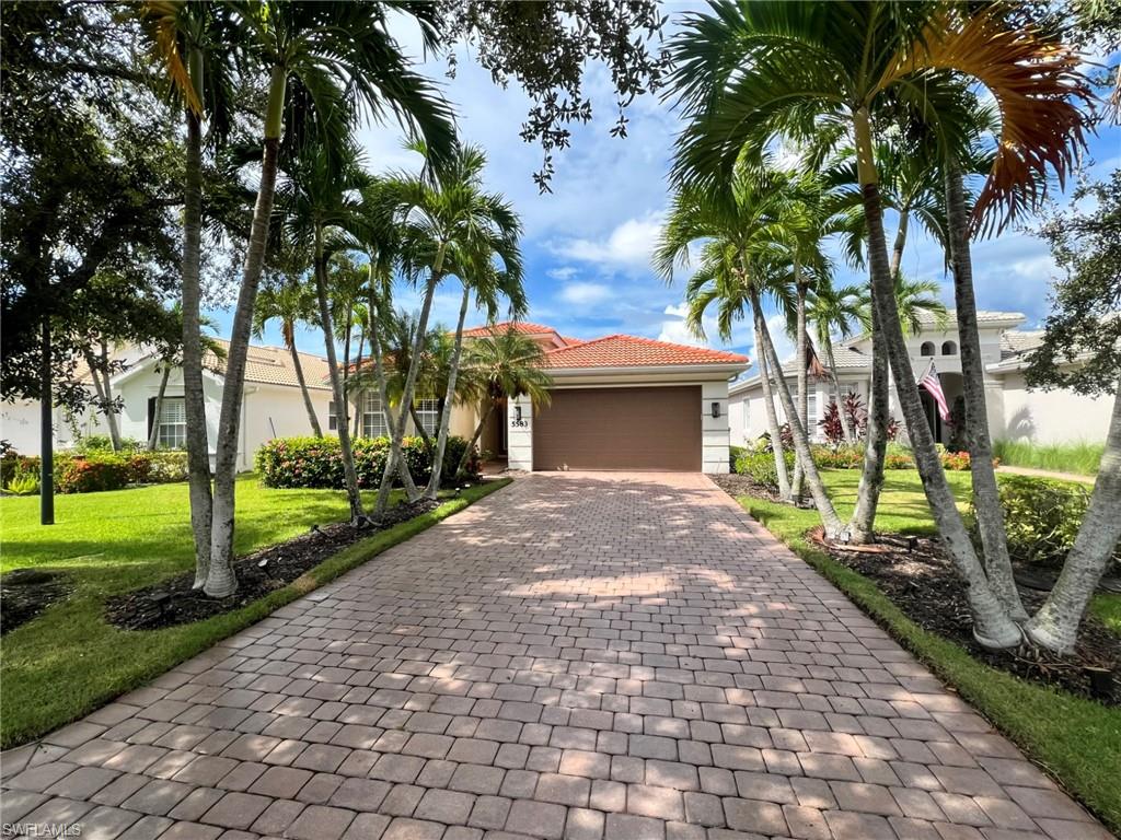 5583 Lago Villaggio Way Property Photo 2