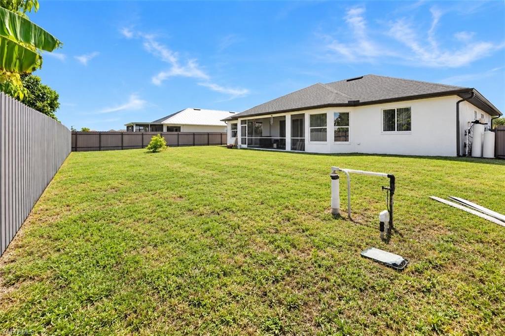 2619 10th Ter Property Photo 32