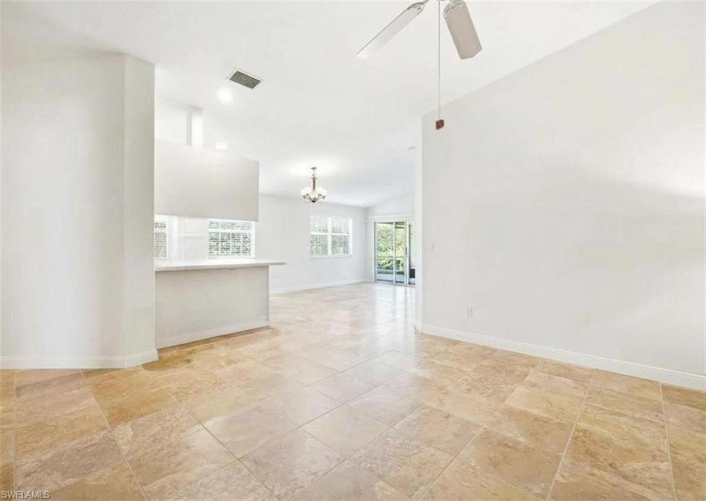 7405 Emilia Ln Property Photo 4