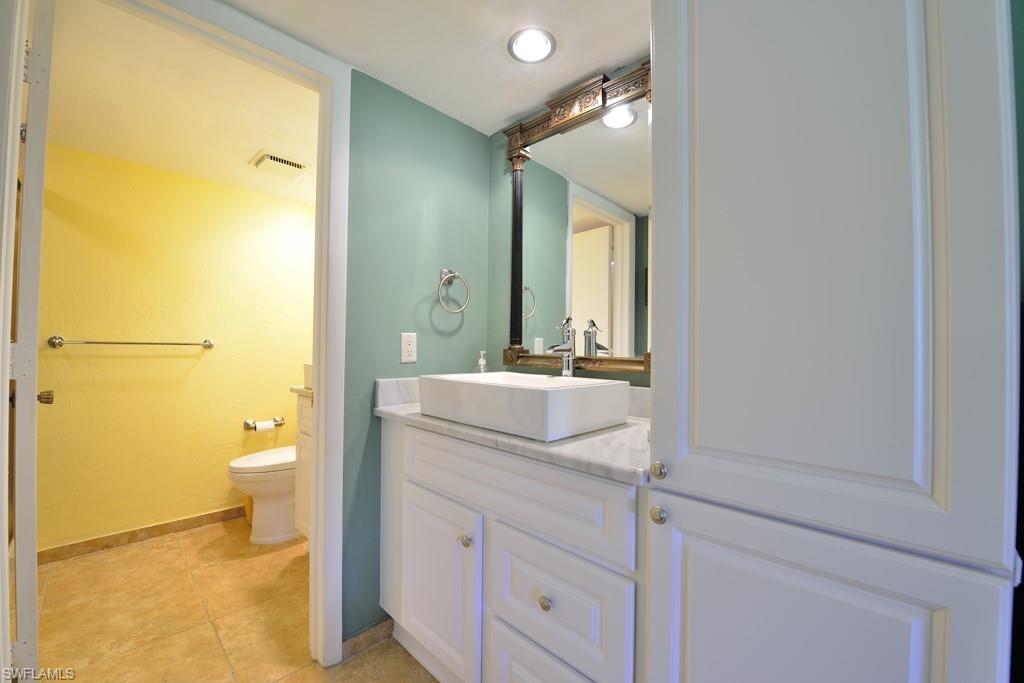25402 Golf Lake Cir 117 Property Photo 5