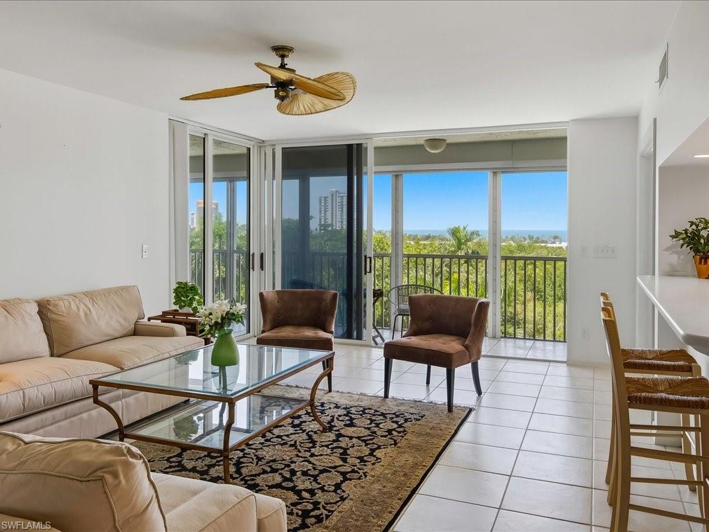 5550 Heron Point Dr 402 Property Photo 11