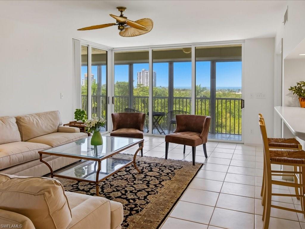 5550 Heron Point Dr 402 Property Photo 12