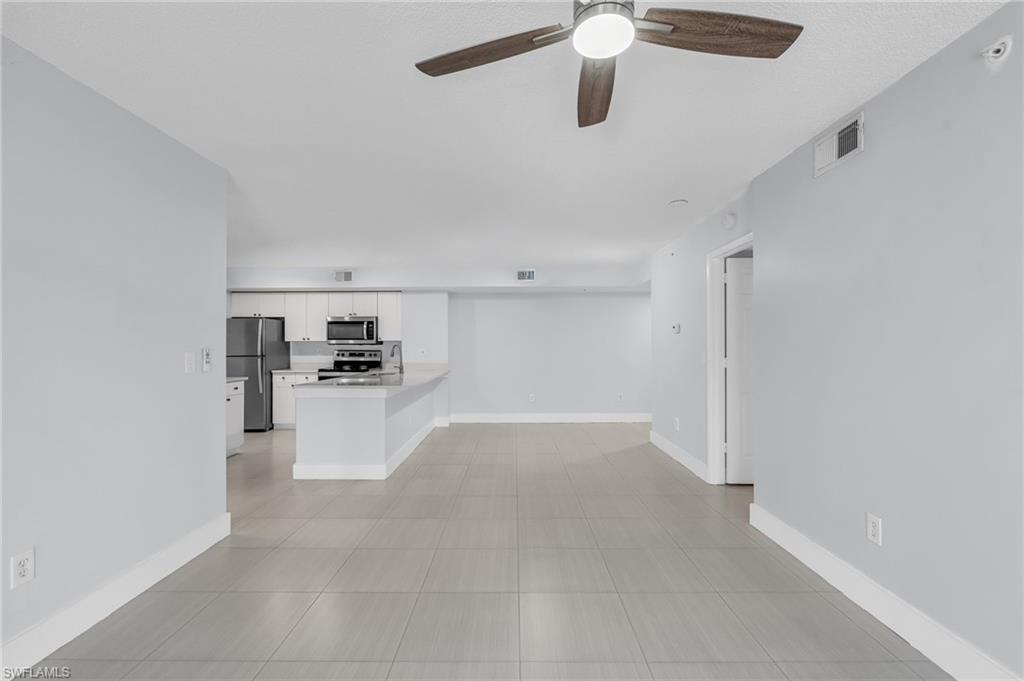 1830 Florida Club Cir 4203 Property Photo 6