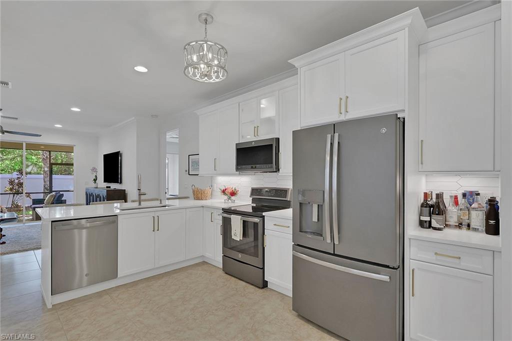 13466 Kent St Property Photo 6