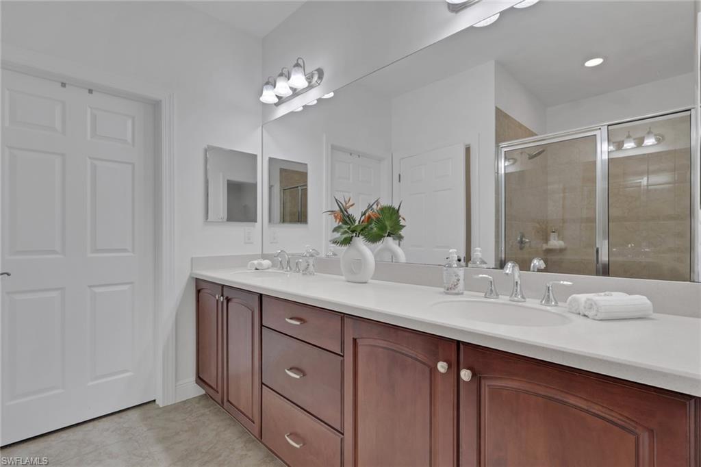 13466 Kent St Property Photo 12