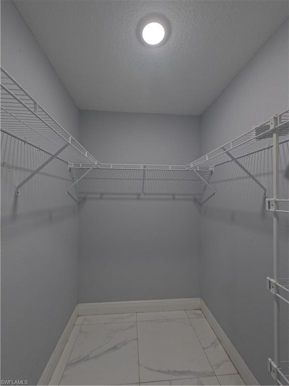 131 Gilbert Ave S Property Photo 22