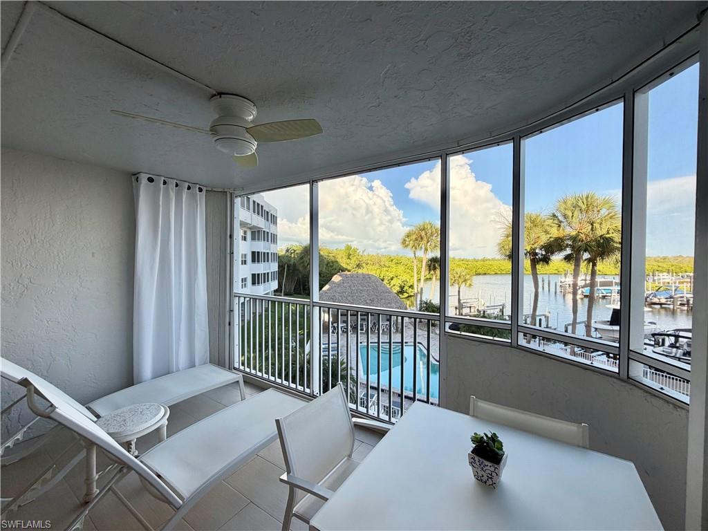 12945 Vanderbilt Dr 306 Property Photo 14