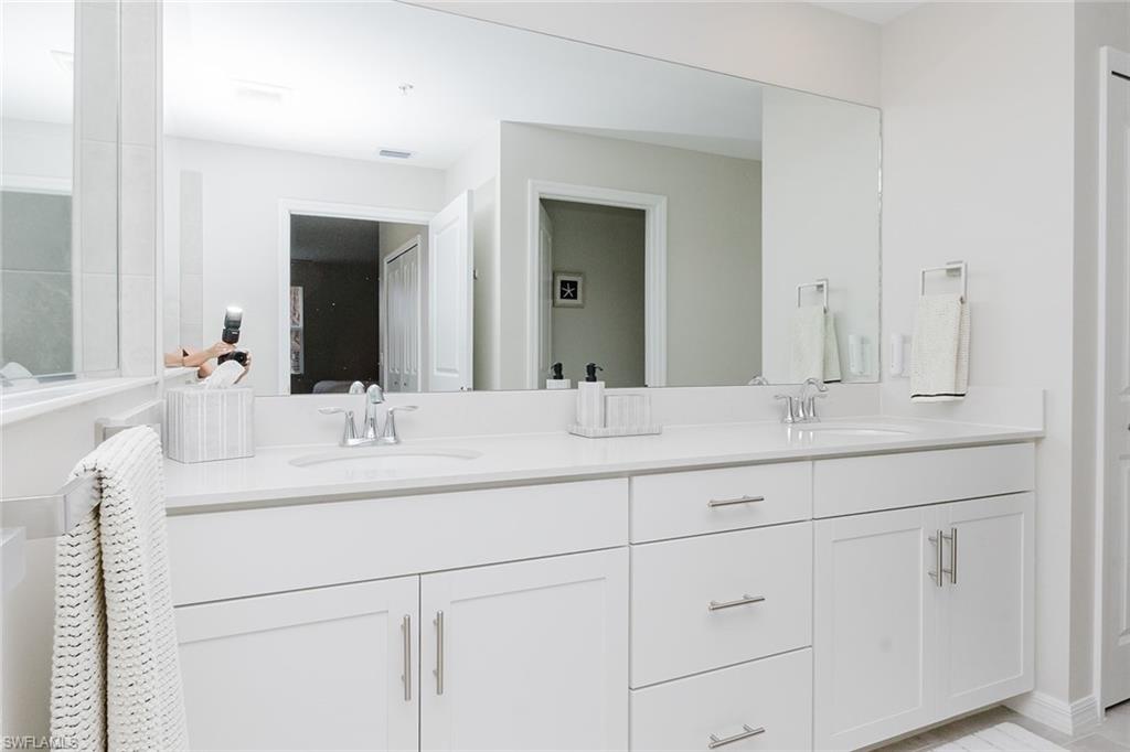 5615 Newcastle Ct 5212 Property Photo 29