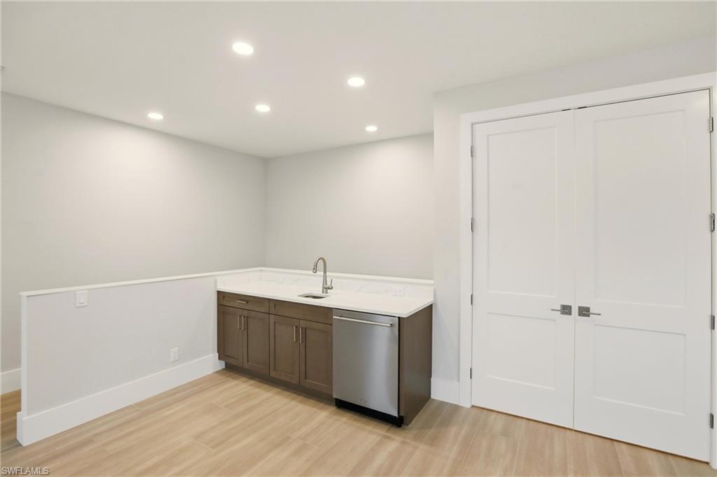 9661 Moonflower Ln Property Photo 33