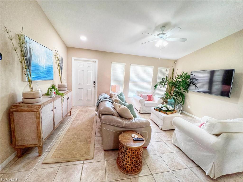 137 17th Ter Property Photo 3