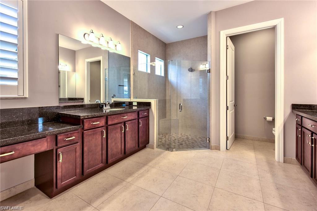 9336 Woodhurst Dr Property Photo 15