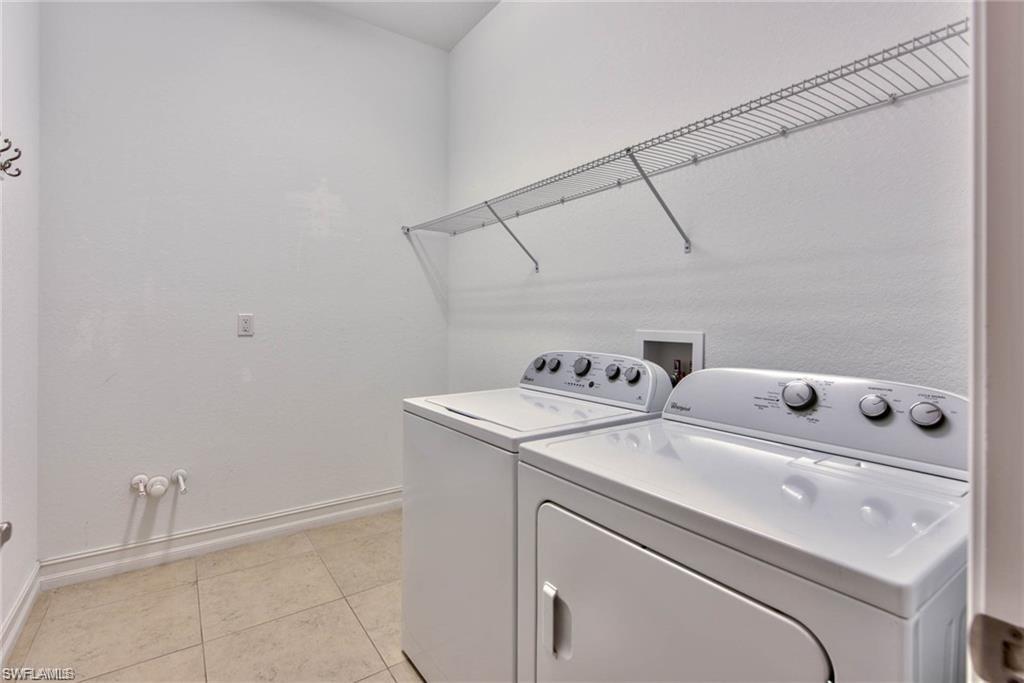 9336 Woodhurst Dr Property Photo 21