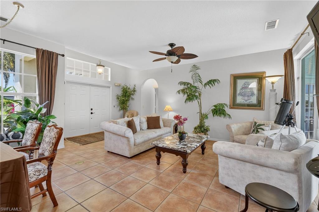 1954 Terrazzo Ln Property Photo 2