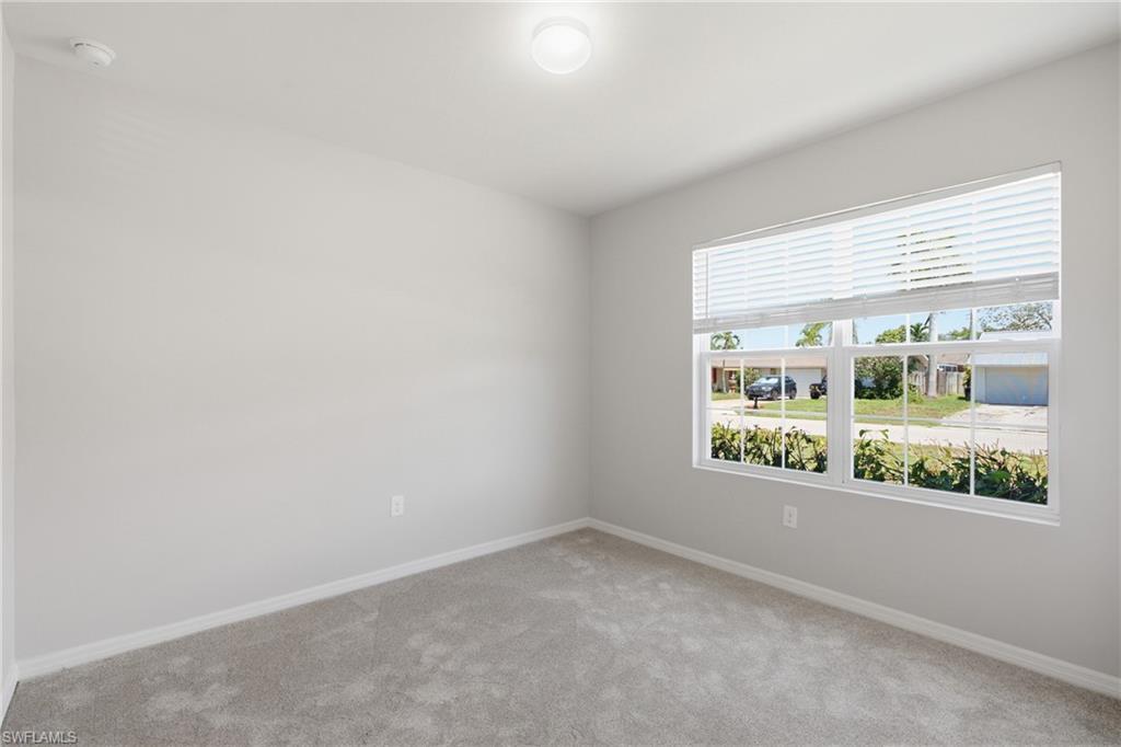 27580 Los Amigos Ln Property Photo 14