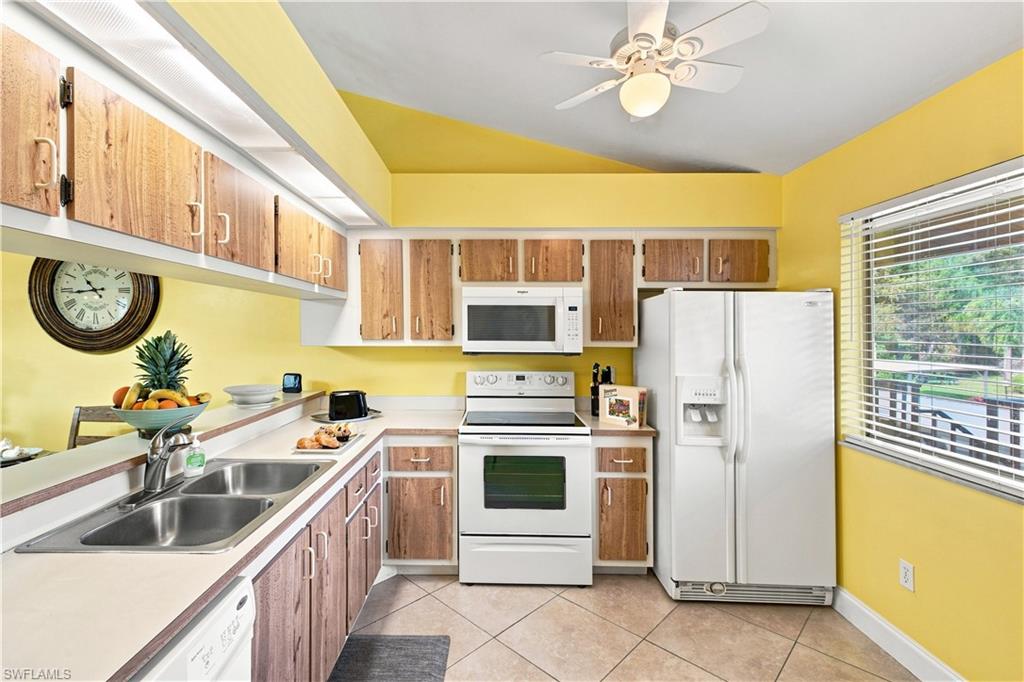 13090 Cross Creek Ct 209 Property Photo 4