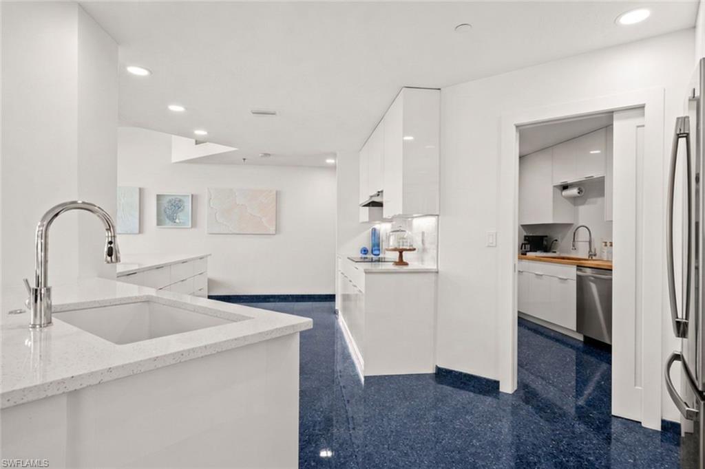 988 Blvd Of The Arts 109 Property Photo 12