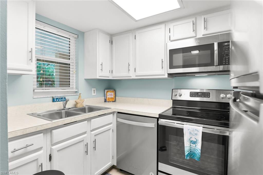 87 Collier Blvd J18 Property Photo 7