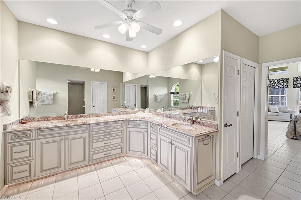 3490 Wild Indigo Ln Property Photo 12