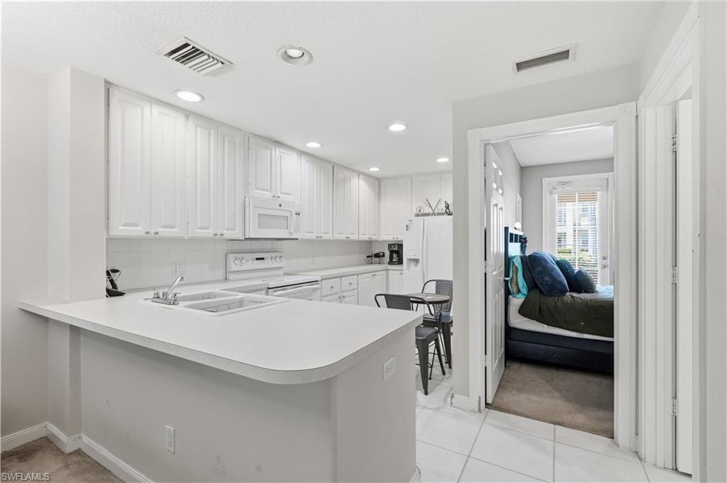 28706 Alessandria Cir Property Photo 9