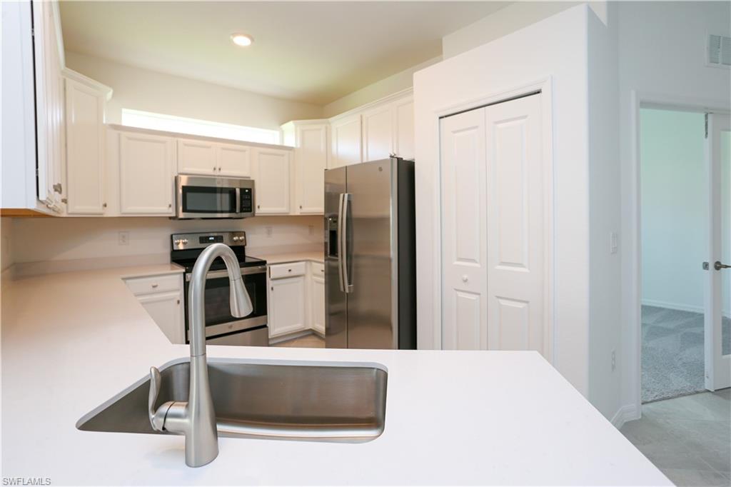 2599 Vine AVE Property Photo 1